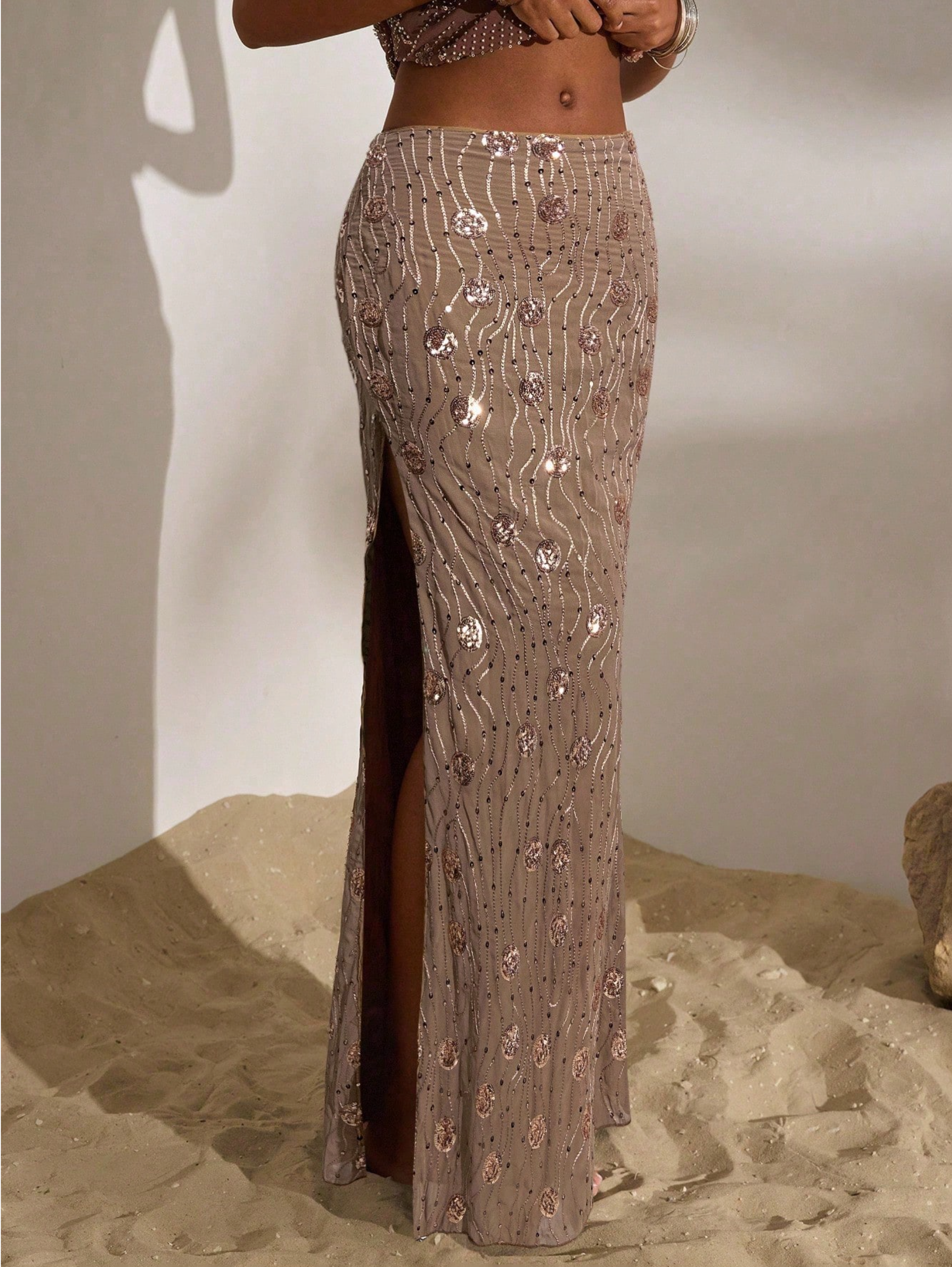 Halter neck backless embellished skirt set brown