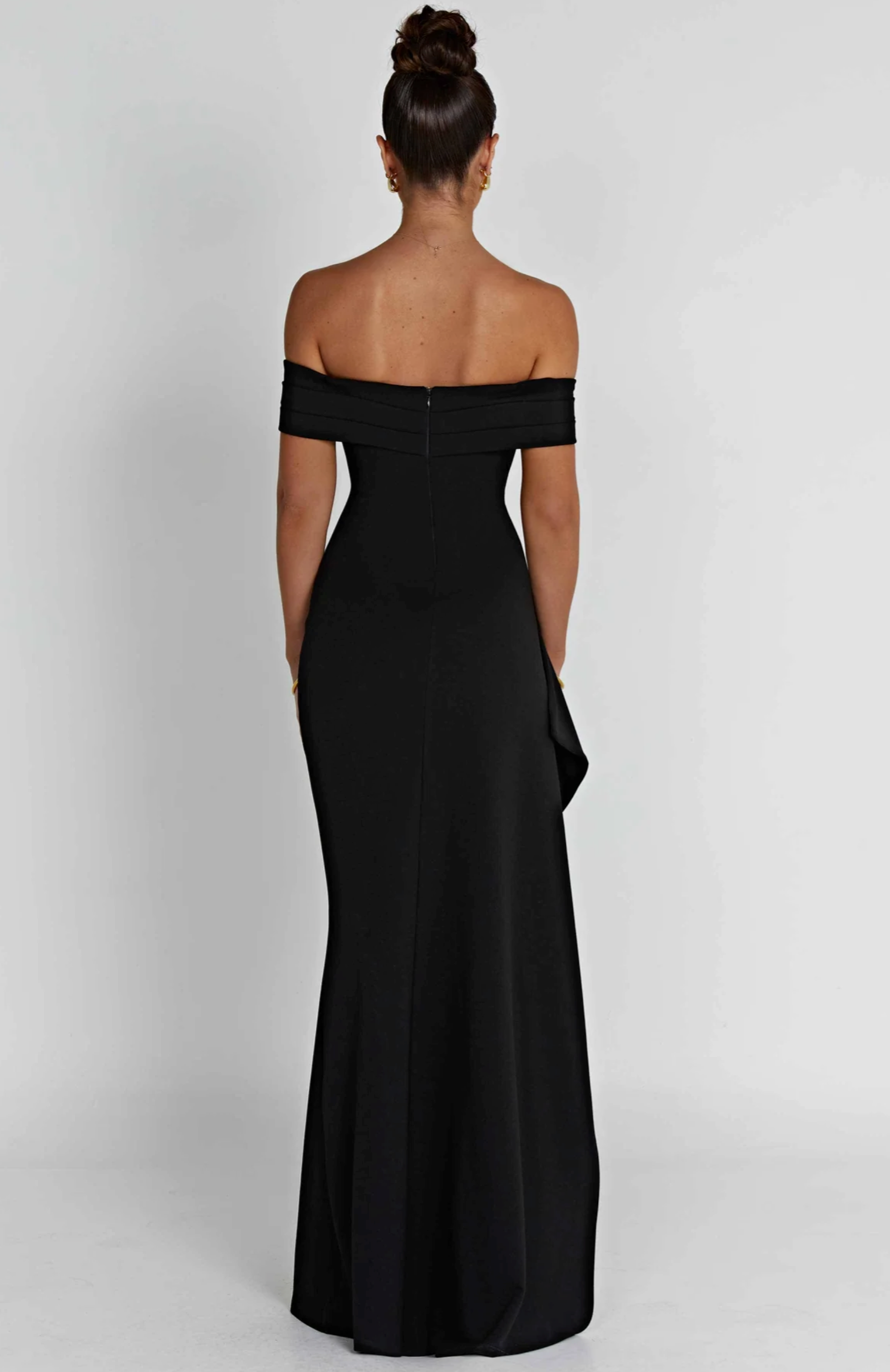 Black off-shoulders draped slit dress